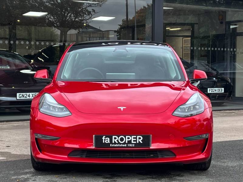 Tesla Model 3   Registered:2021(71)
