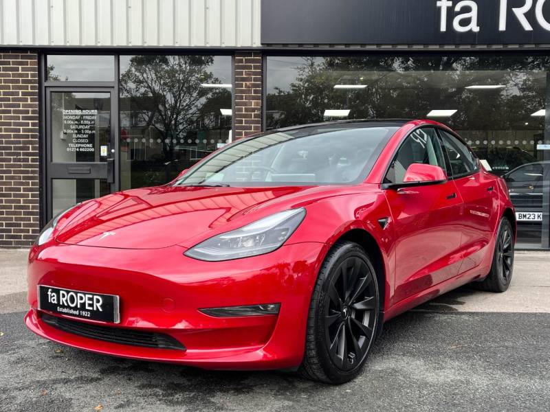 Tesla Model 3   Registered:2021(71)