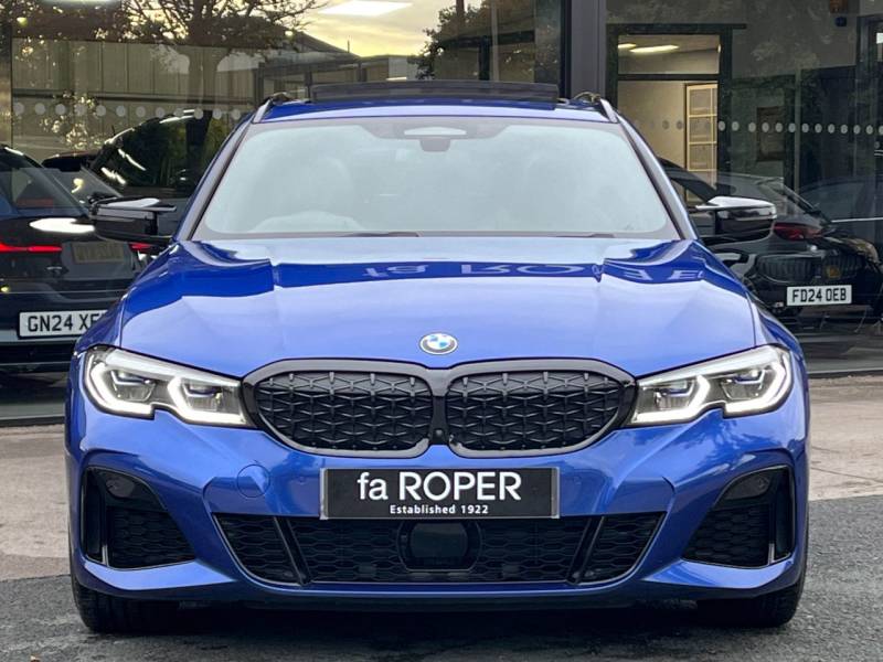 BMW 3 Series   Registered:2022(22)