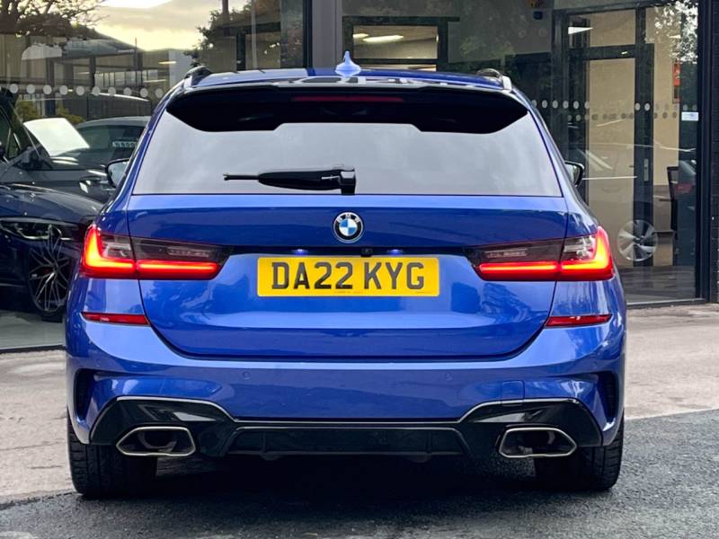 BMW 3 Series   Registered:2022(22)