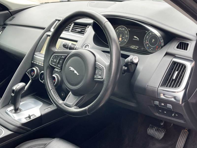 Jaguar E Pace   Registered:2018(68)