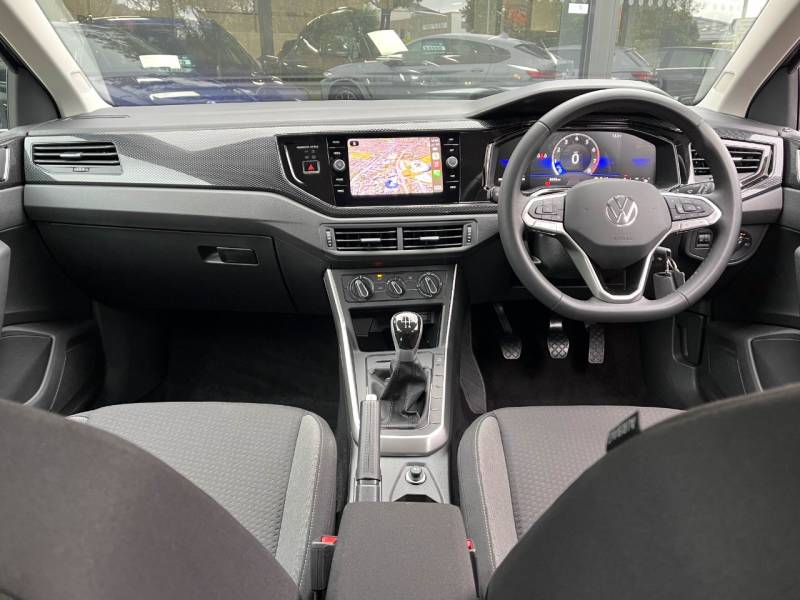 Volkswagen Polo   Registered:2024(74)