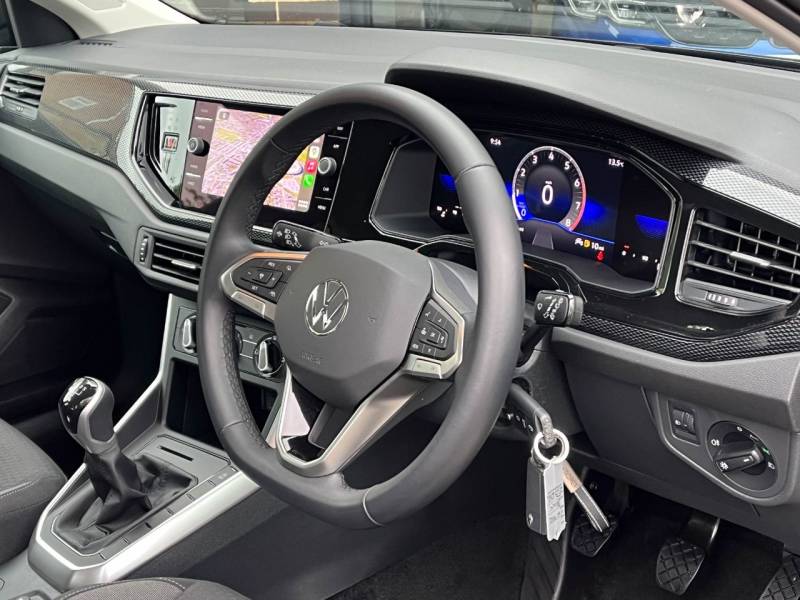 Volkswagen Polo   Registered:2024(74)