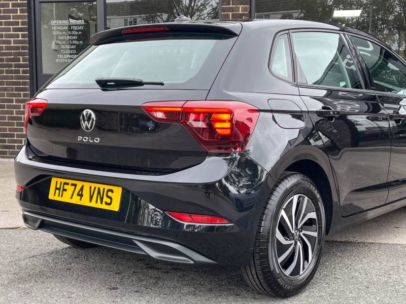 Volkswagen Polo   Registered:2024(74)