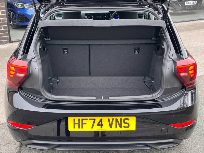 Volkswagen Polo   Registered:2024(74)