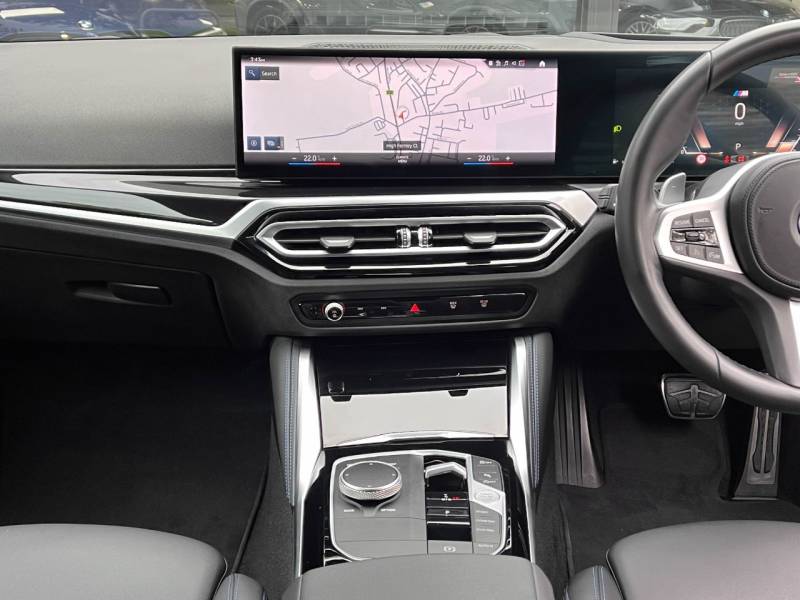 BMW 2 Series   Registered:2022(72)