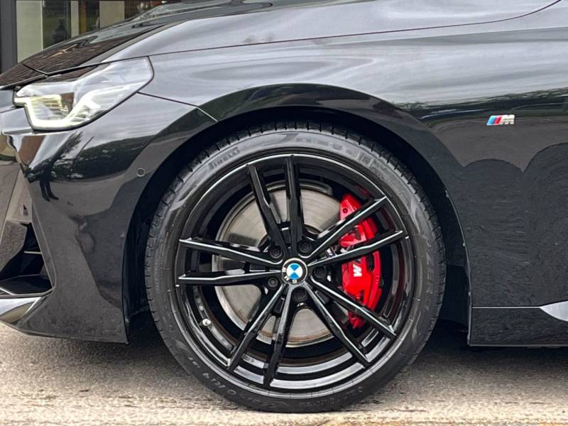 BMW 2 Series   Registered:2022(72)