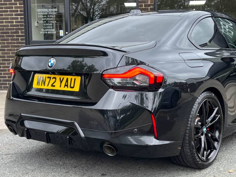 BMW 2 Series   Registered:2022(72)