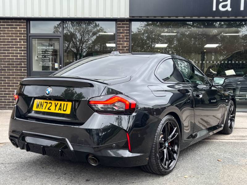 BMW 2 Series   Registered:2022(72)