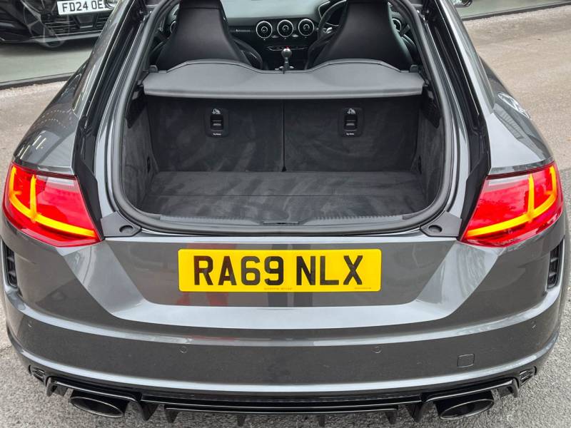 Audi TT RS   Registered:2019(69)