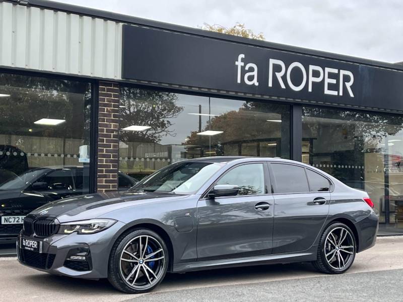 BMW 3 Series   Registered:2021(21)