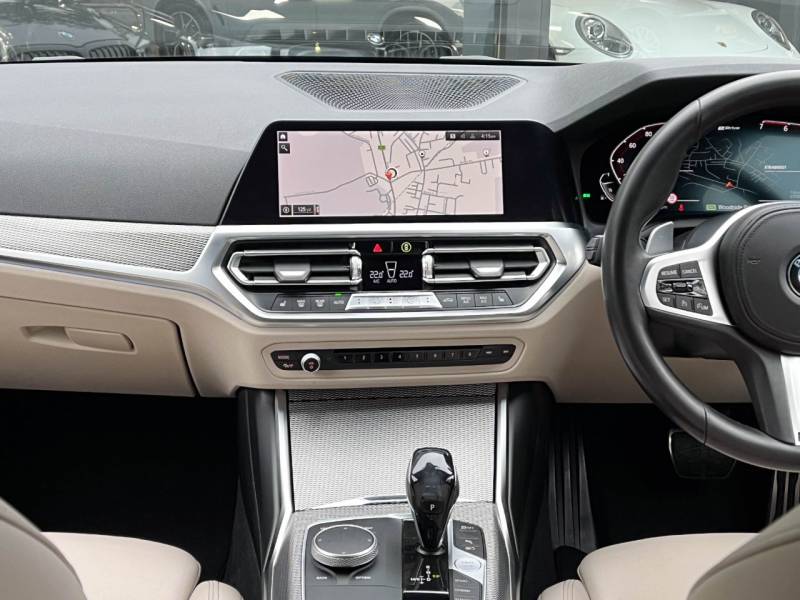 BMW 3 Series   Registered:2021(21)