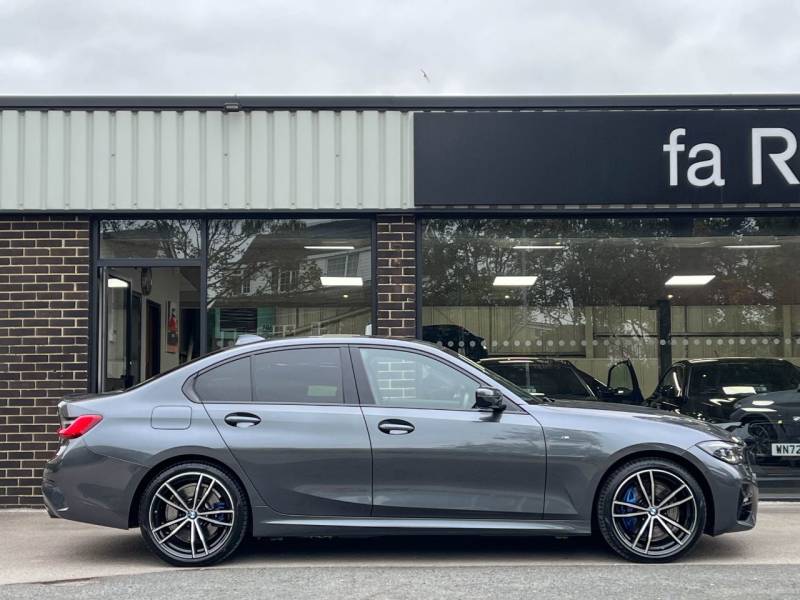 BMW 3 Series   Registered:2021(21)