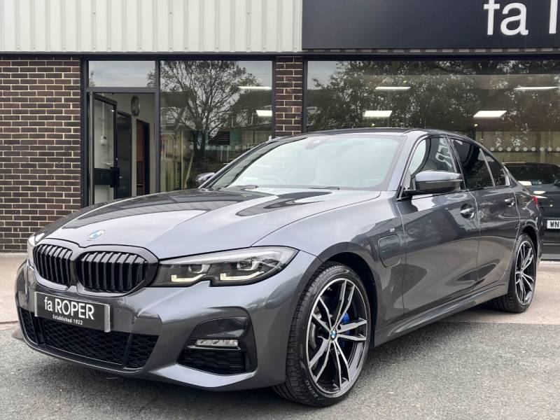 BMW 3 Series   Registered:2021(21)
