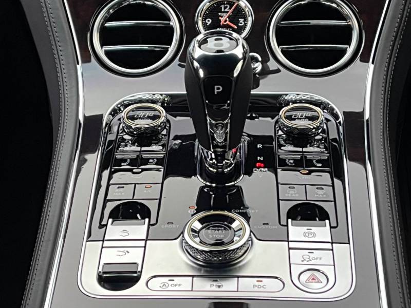 Bentley Continental GT   Registered:2018(68)