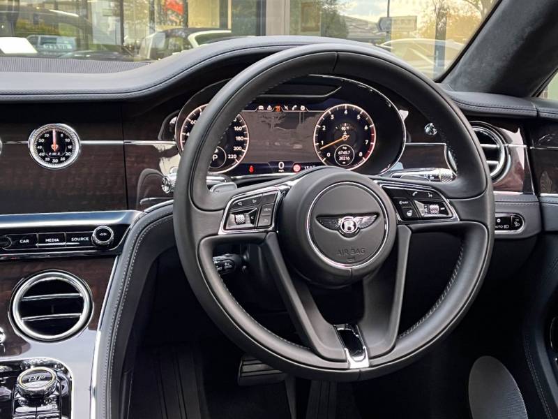 Bentley Continental GT   Registered:2018(68)