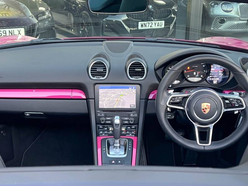 Porsche Boxster 718   Registered:2023(73)