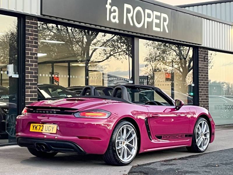 Porsche Boxster 718   Registered:2023(73)