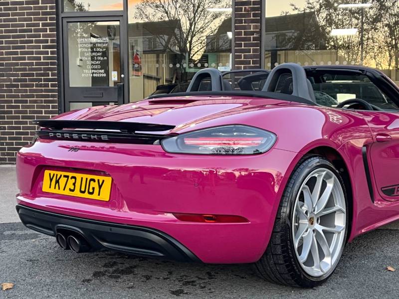 Porsche Boxster 718   Registered:2023(73)