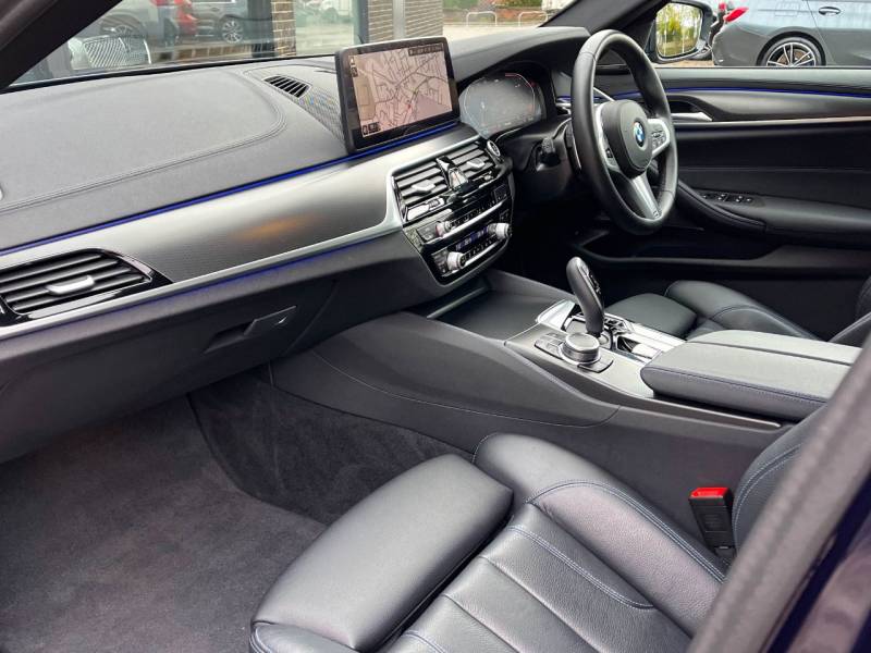 BMW 5 Series   Registered:2022(22)