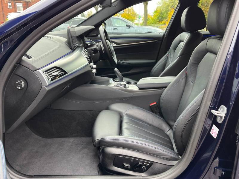 BMW 5 Series   Registered:2022(22)