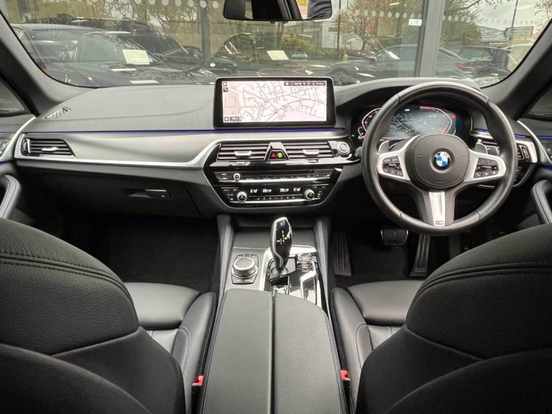 BMW 5 Series   Registered:2022(22)
