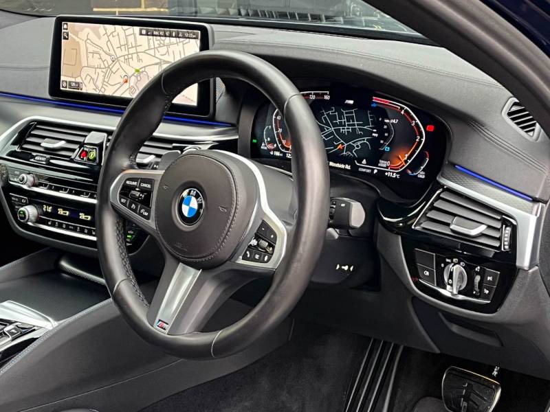 BMW 5 Series   Registered:2022(22)