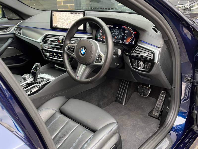 BMW 5 Series   Registered:2022(22)