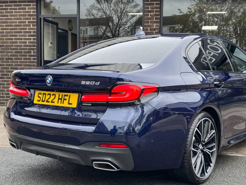 BMW 5 Series   Registered:2022(22)