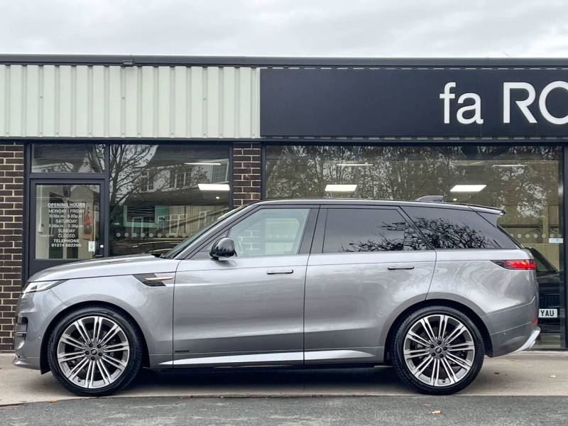 Land Rover Range Rover Sport   Registered:2023(72)