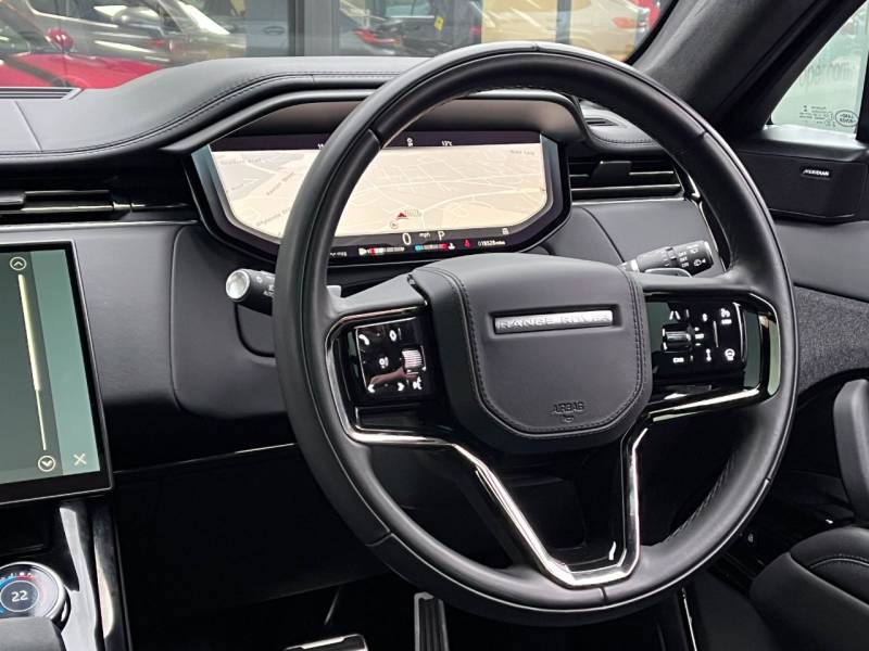 Land Rover Range Rover Sport   Registered:2023(72)