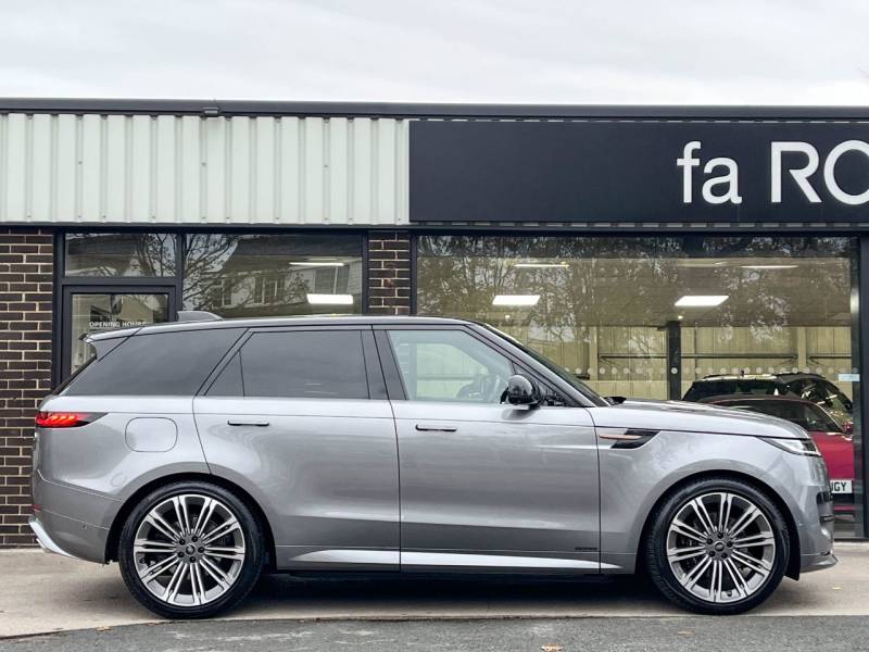 Land Rover Range Rover Sport   Registered:2023(72)