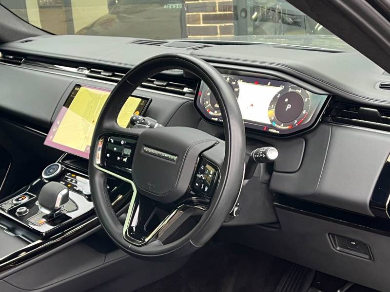 Land Rover Range Rover Sport   Registered:2023(72)