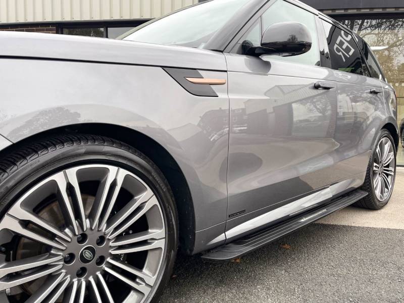 Land Rover Range Rover Sport   Registered:2023(72)