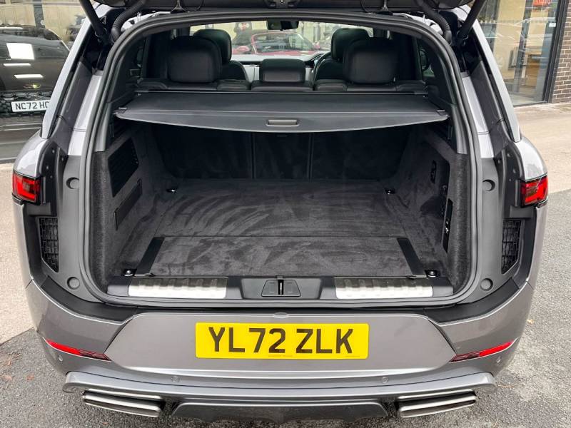 Land Rover Range Rover Sport   Registered:2023(72)