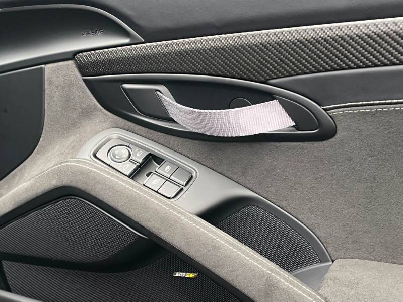 Porsche 718 Cayman   Registered:2024(24)