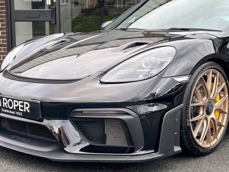 Porsche 718 Cayman   Registered:2024(24)