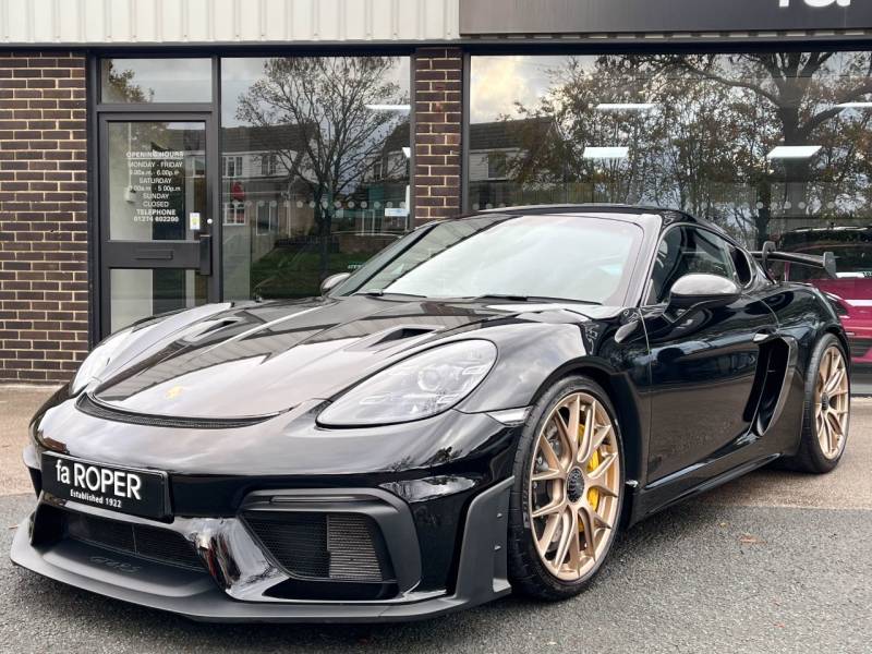 Porsche 718 Cayman   Registered:2024(24)