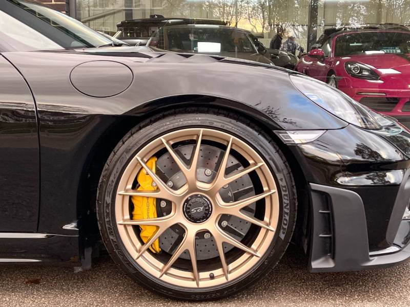 Porsche 718 Cayman   Registered:2024(24)