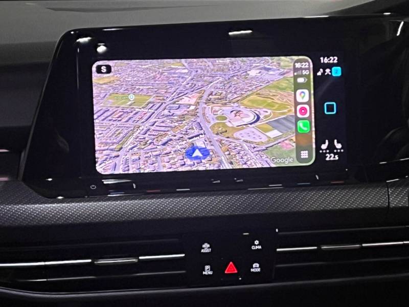 Volkswagen Golf   Registered:2024(24)