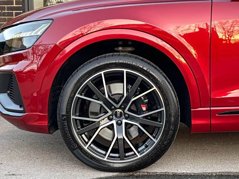 Audi SQ8   Registered:2023(23)