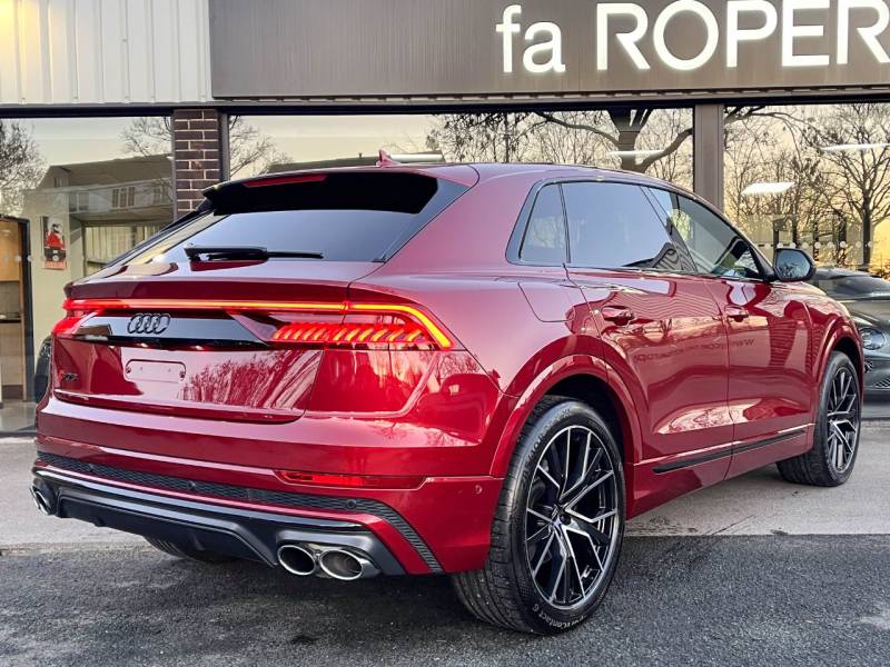 Audi SQ8   Registered:2023(23)