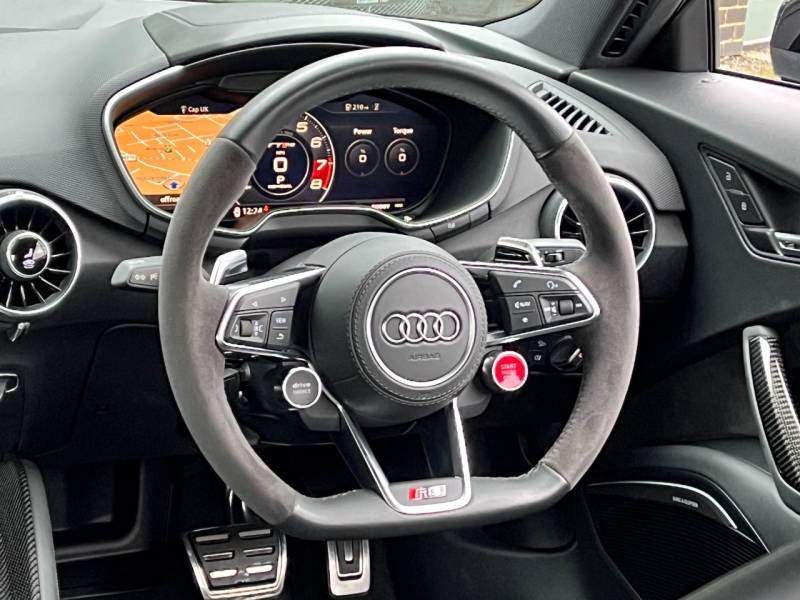 Audi TT RS   Registered:2022(22)