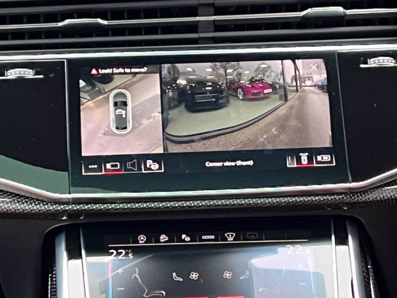 Audi SQ8   Registered:2023(23)