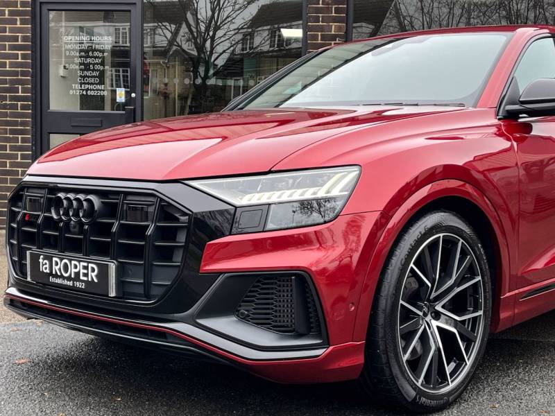 Audi SQ8   Registered:2023(23)