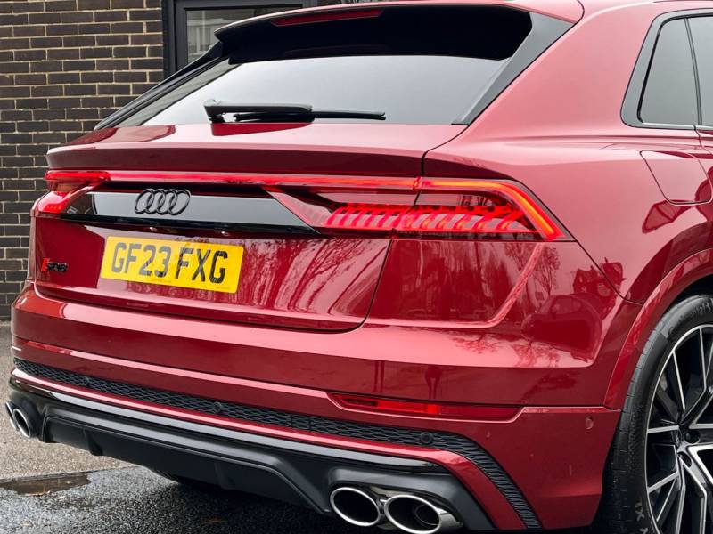 Audi SQ8   Registered:2023(23)