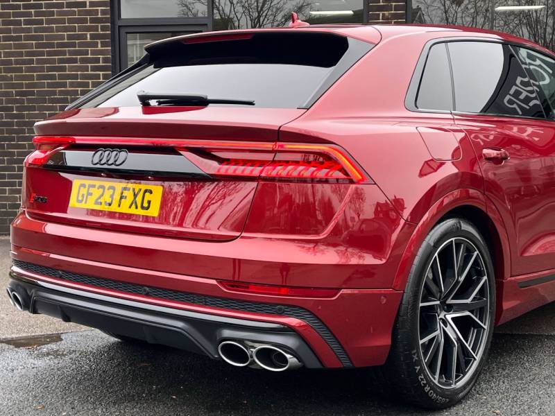 Audi SQ8   Registered:2023(23)