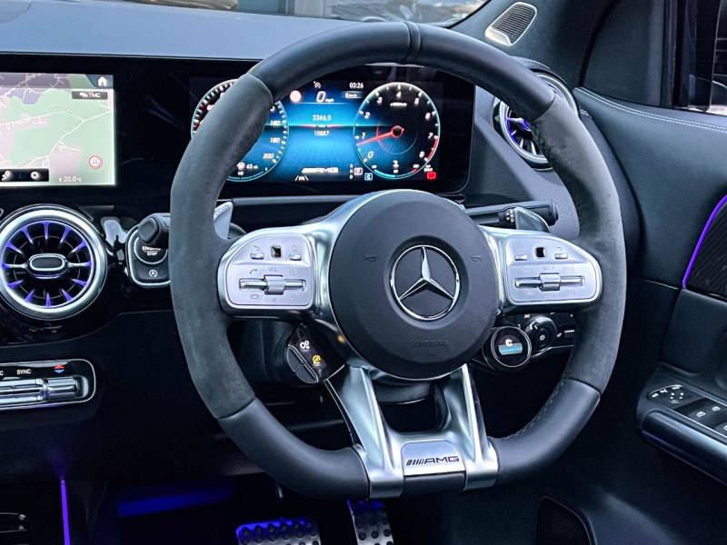 Mercedes Benz GLA   Registered:2022(72)