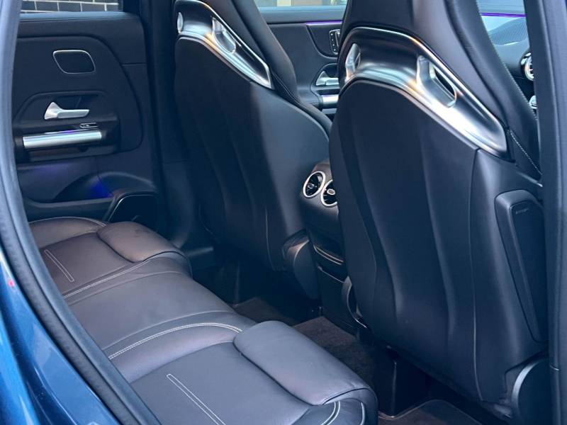 Mercedes Benz GLA   Registered:2022(72)