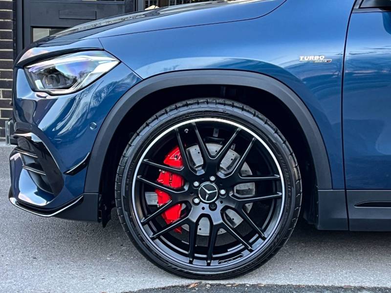 Mercedes Benz GLA   Registered:2022(72)